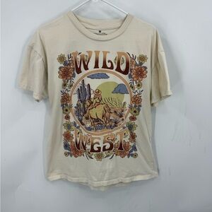 Goodie Two Sleeves "Wild West" Graphic Tee M